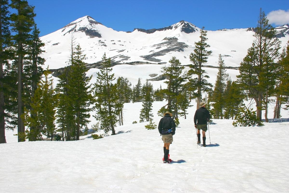 WINTER TREKKING IN MANASLU